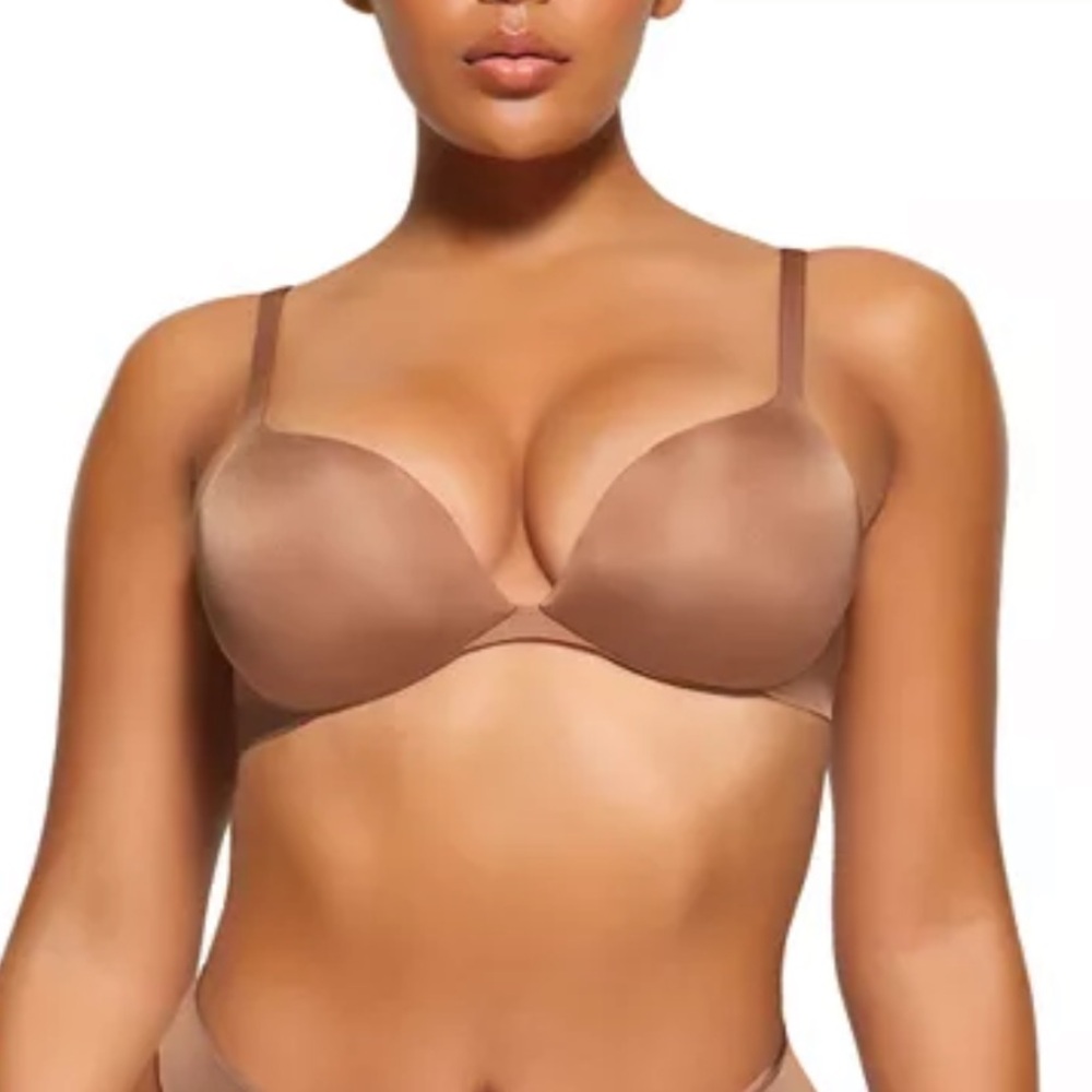 Skims ultimate pushup bra 36B